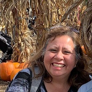 Meet your Posher, Rocio